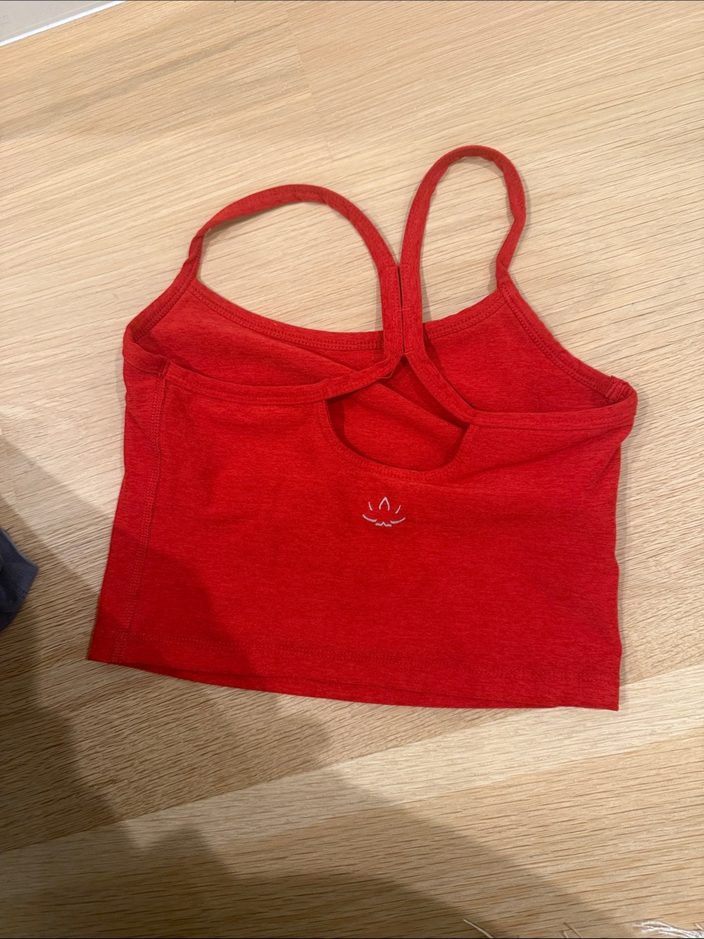 red beyond yoga crop tank - Picture 2 of 2